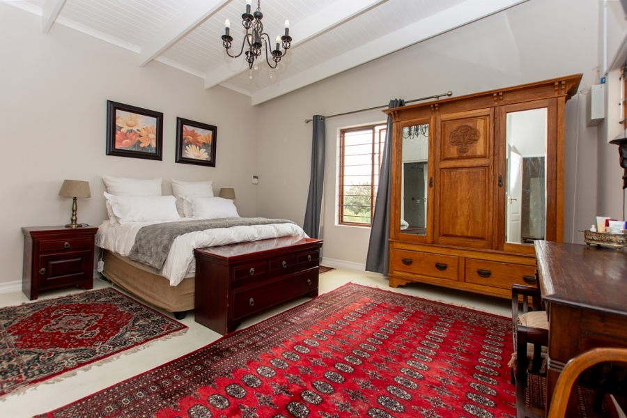 7 Bedroom Property for Sale in Paternoster Western Cape